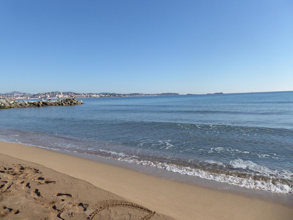 Les Enganes Fréjus Exterior foto